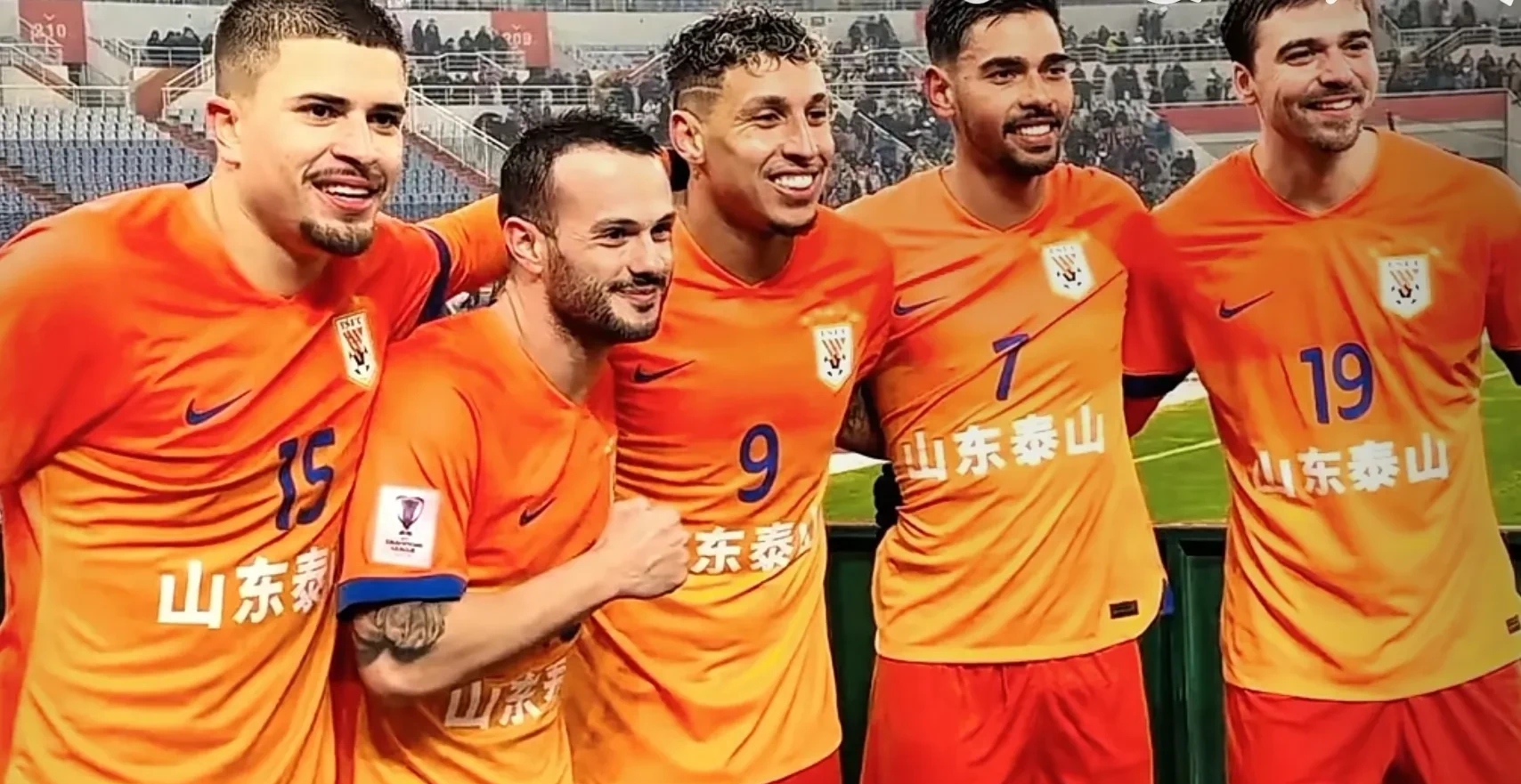 赛后中超焦点战；山东泰山复出首秀；信心回归；团队化学反应显著的简单介绍