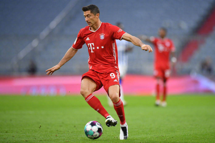 包含莱万多夫斯基爆冷击败MAD，爆冷引爆全场！的词条